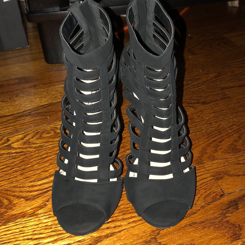 Black Strap Heals